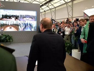 В.Путин на форуме "Армия-2015", 16.6.15. Источник - http://www.kremlin.ru/events/president/news/49710