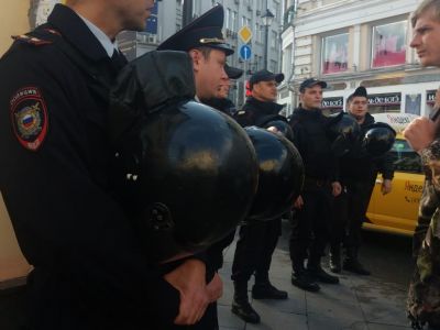 Оцепление на митинге за свободные выборы в Москве.  Фото: Каспаров.Ru